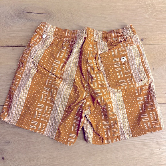 JCREW 6” Swim Trunks SMALL - Picture 2 of 4